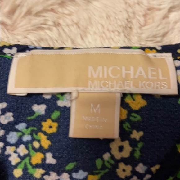 Michael Kors blouse - Picture 7 of 7